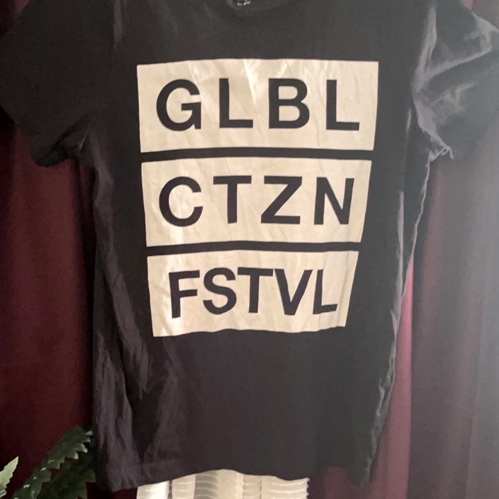 H&M Tshirt